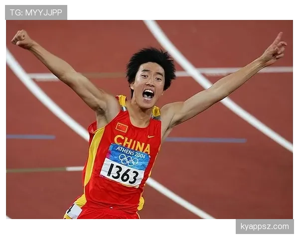 刘翔赛场上飞天，生活里竟这么接地气？我服气！